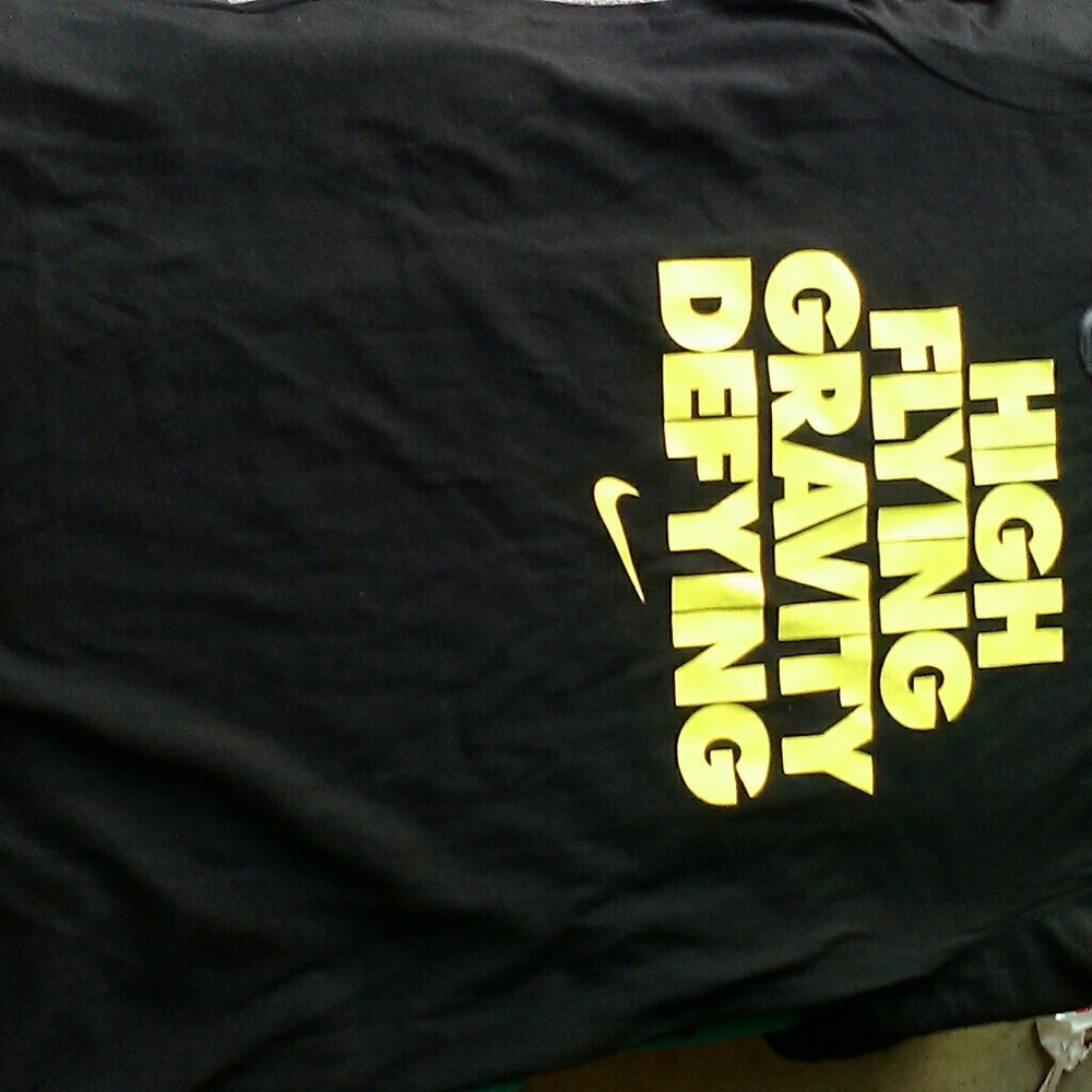 New nike shirt