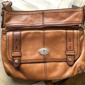 **BLACK FRIDAY DEAL** Fossil leather crossbody