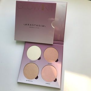 Anastasia Sugar Glow Kit✨