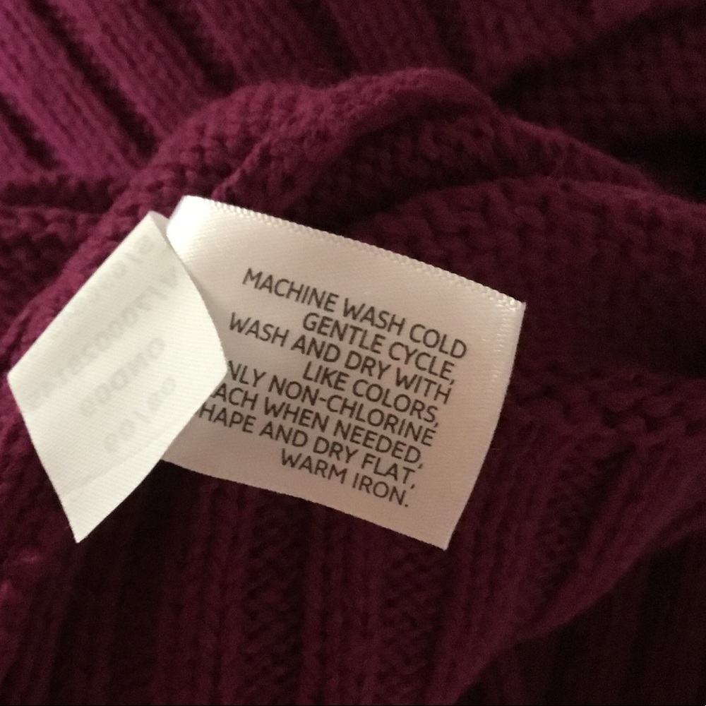 Sweater - Picture 4 of 4