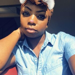 Meet your Posher, Corazia