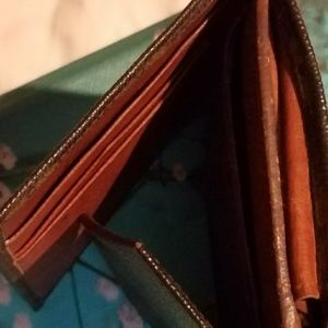 "Louis Vuitton wallet (AUTHENTIC)