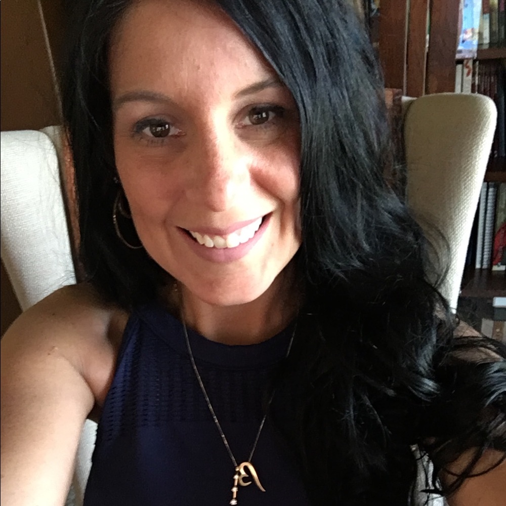 Meet your Posher, Melissa