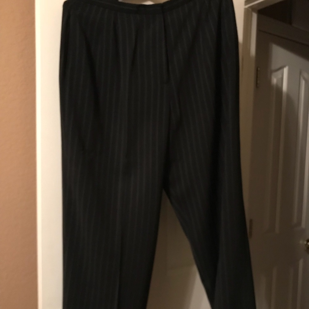 Worthington pin Stripe Slacks 35" waist, 50" Hips