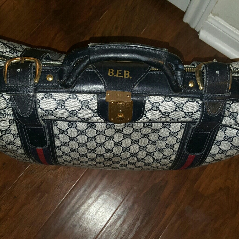 **SOLD! Authentic Vintage Gucci Blue Luggage Set - Picture 6 of 8