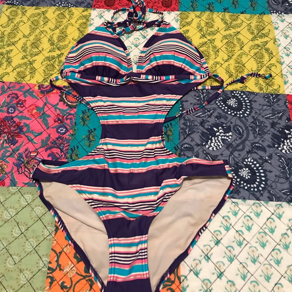One piece swimsuit