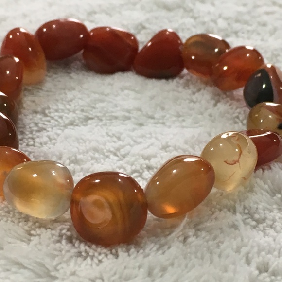 Carnelian Chunky Bracelet on elastic band (H) - Picture 5 of 8