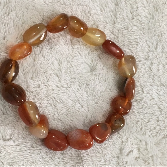 Carnelian Chunky Bracelet on elastic band (H) - Picture 7 of 8