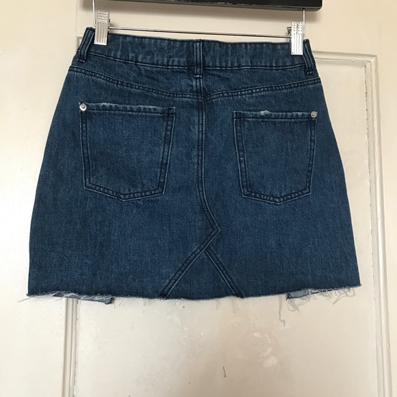 🔥🔥Closet Clear Out 3/$15, 4/$18, 5/$20🔥🔥 - Picture 2 of 2