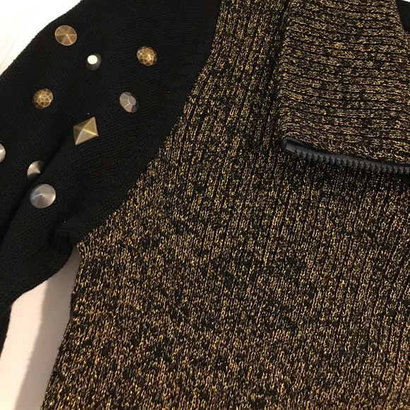 Super rare Betsey Johnson sweater - Picture 2 of 4