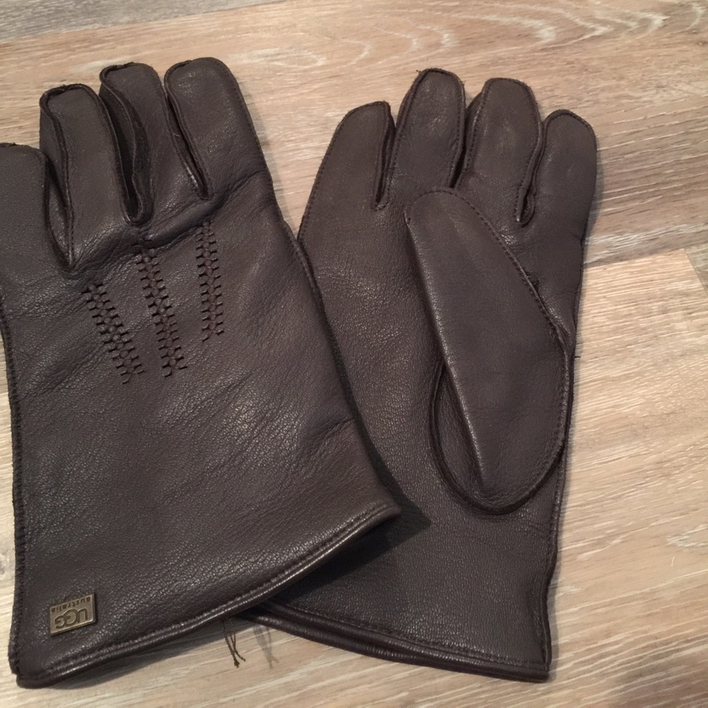 UGG brown leather men's gloves