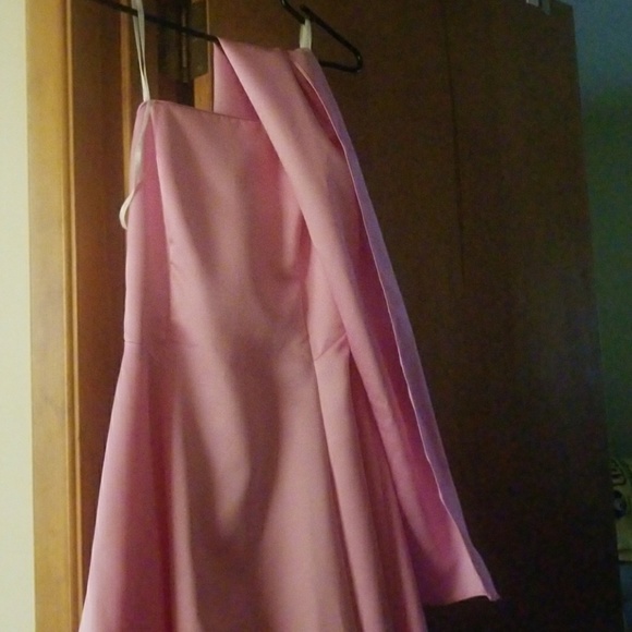 Bridesmaids gowns - Picture 2 of 6