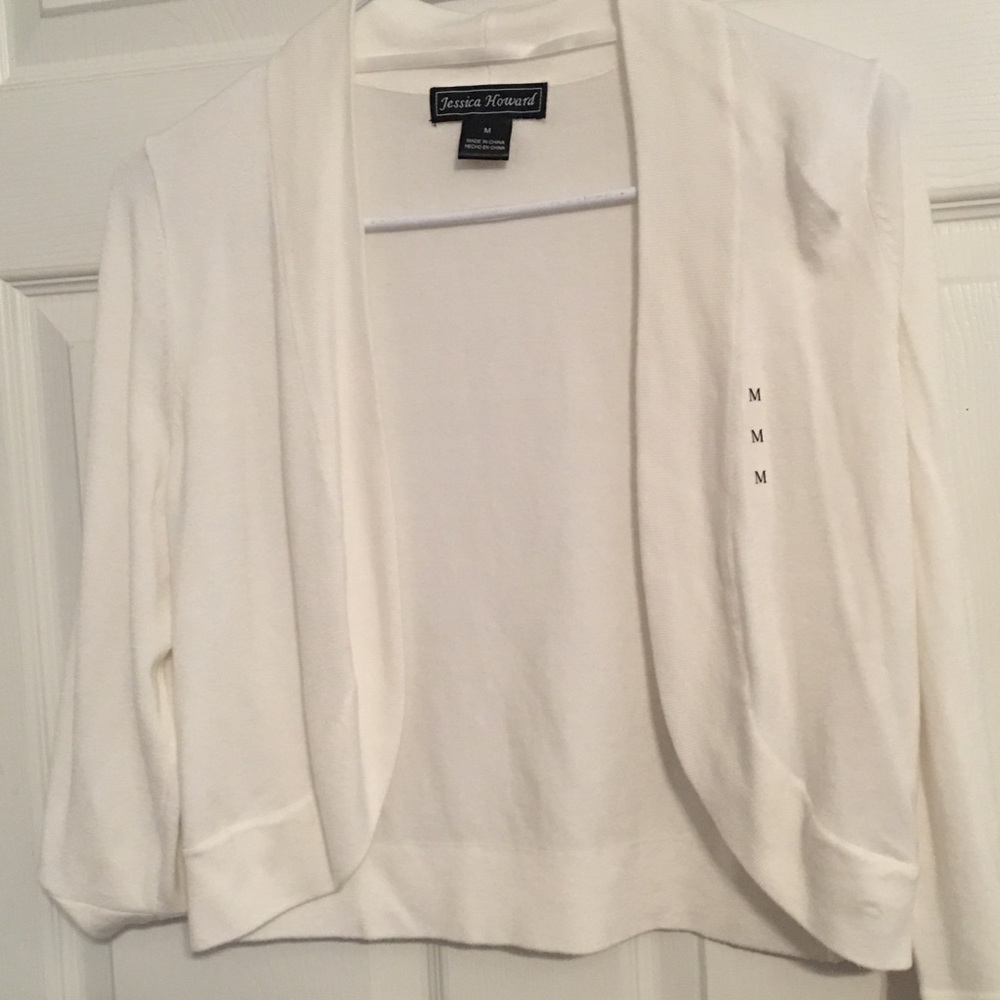 White knit sweater