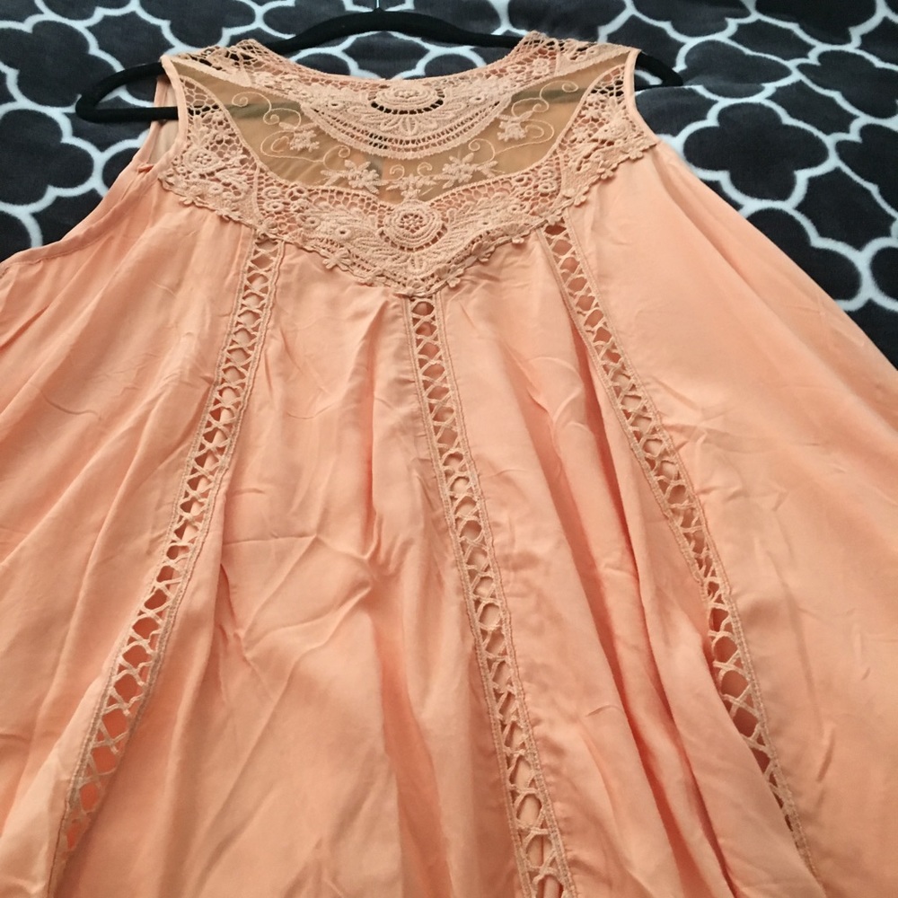 Dress - Picture 5 of 7