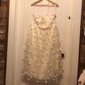 Beautiful Off White Dress with flower detail