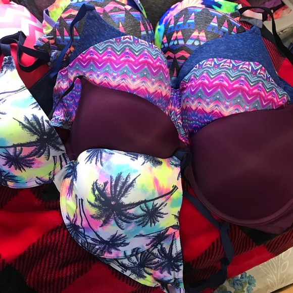 Victoria’s Secret bra bundle. Size 36D - Picture 6 of 6