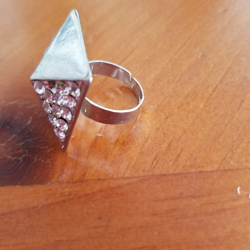 Silver Rhinestone Pyramid Ring - Picture 2 of 3