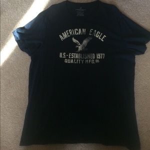 American Eagle t shirt
