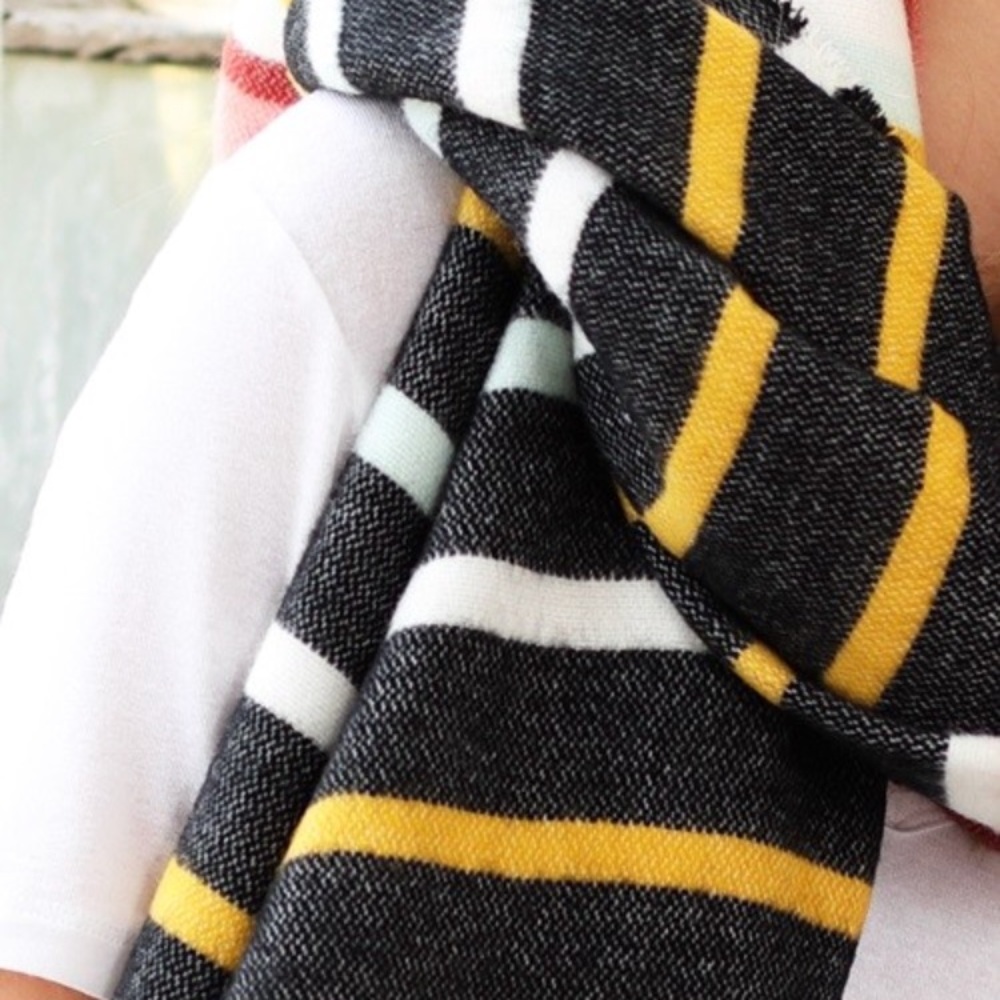🍃Hello Fall🍃Oversized Multi Stripe Oblong Scarf - Picture 3 of 4