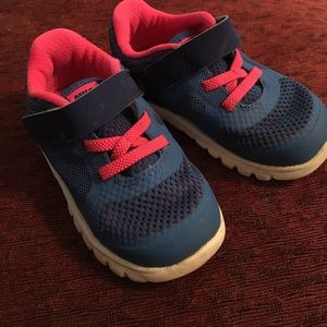 Nike toddler shoes