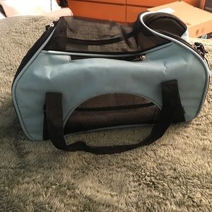 Pet carrier