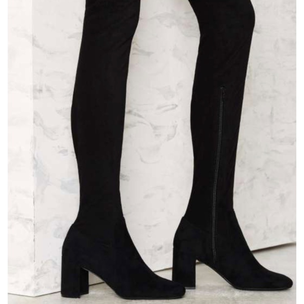 Brand new Jeffrey Campbell Cienega boot