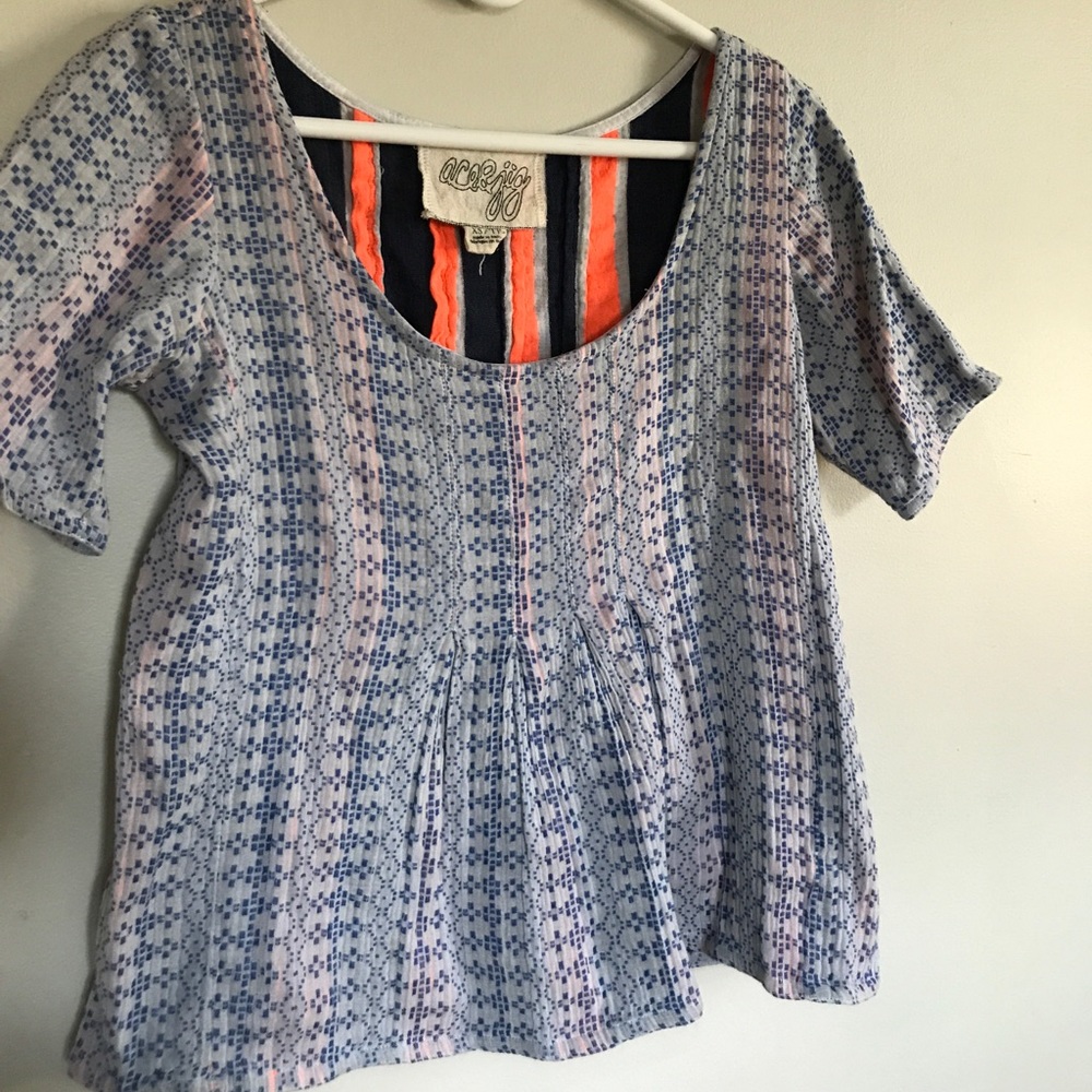 Ace and Jig shop t in Dutch blue!