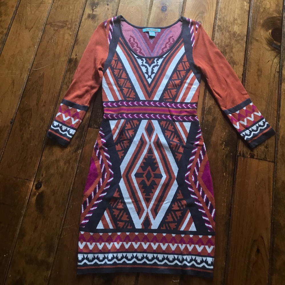 Flying tomato dress size medium (fits like small)