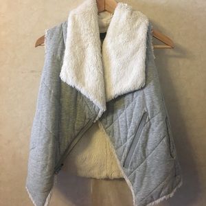 A|X Faux Fur Vest • XS