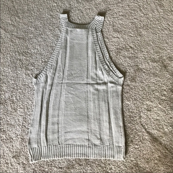 Tea n Cup Light Grey Knit Top - Picture 4 of 4