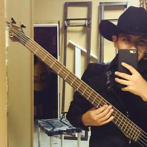 Meet your Posher, Eduardo