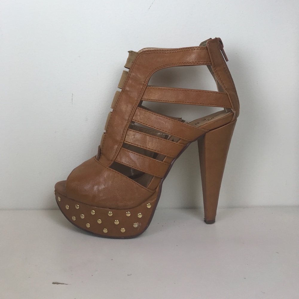 Enigma platform heels