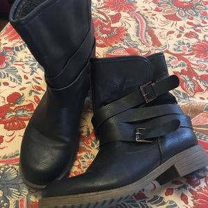 Black Just Fab Boots