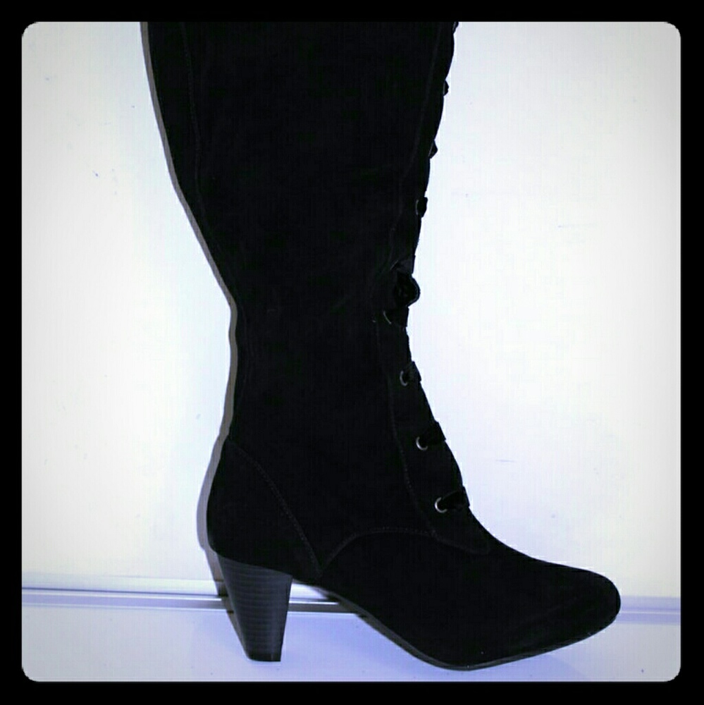 Black Lauren Suede Boots