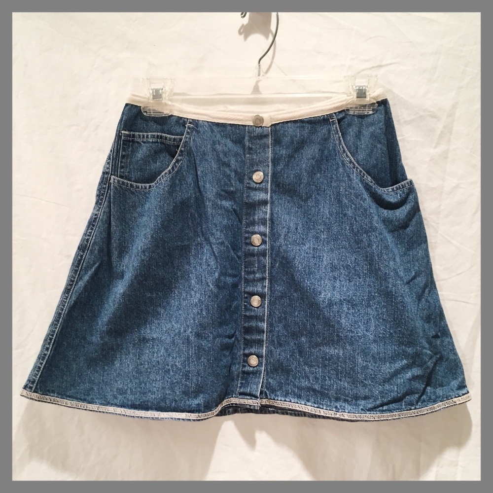 GAP Snap Front Mini Skirt