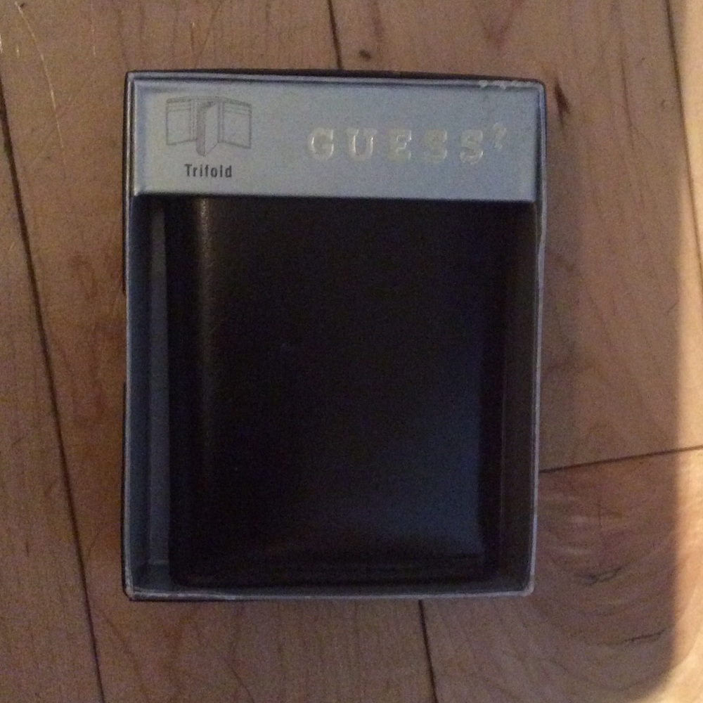 Black Guess Trifold Men's wallet