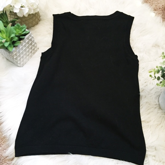 Black Sleeveless August Silk Top - Picture 16 of 16