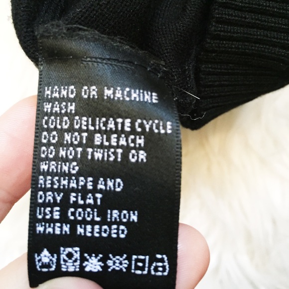 Black Sleeveless August Silk Top - Picture 14 of 16