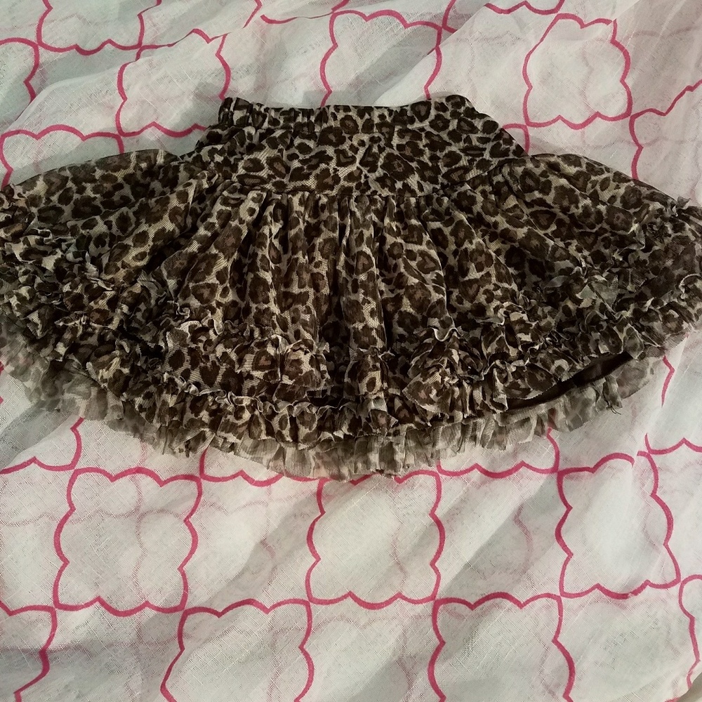 Tutu skirt for a little girl