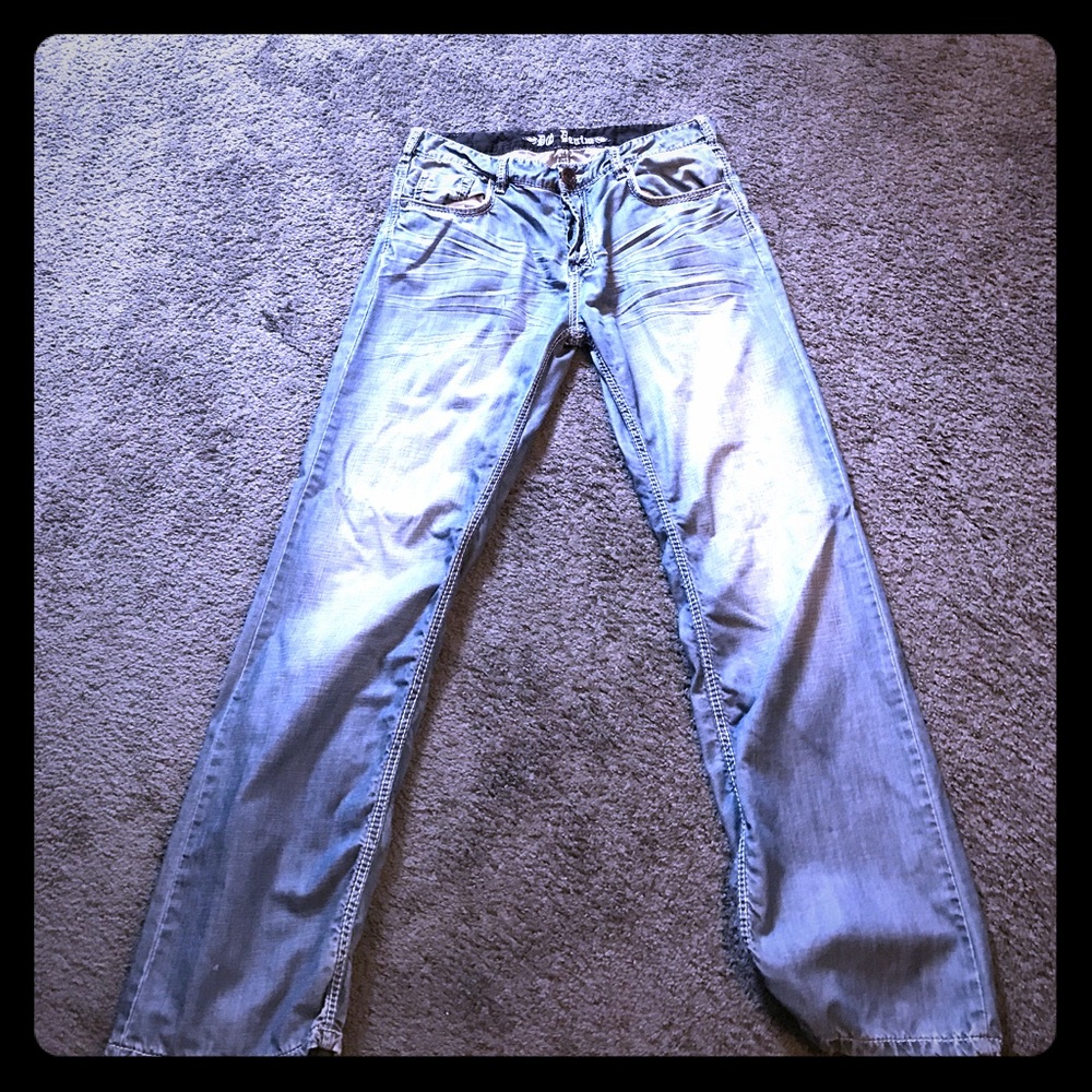 Light blue washed jeans