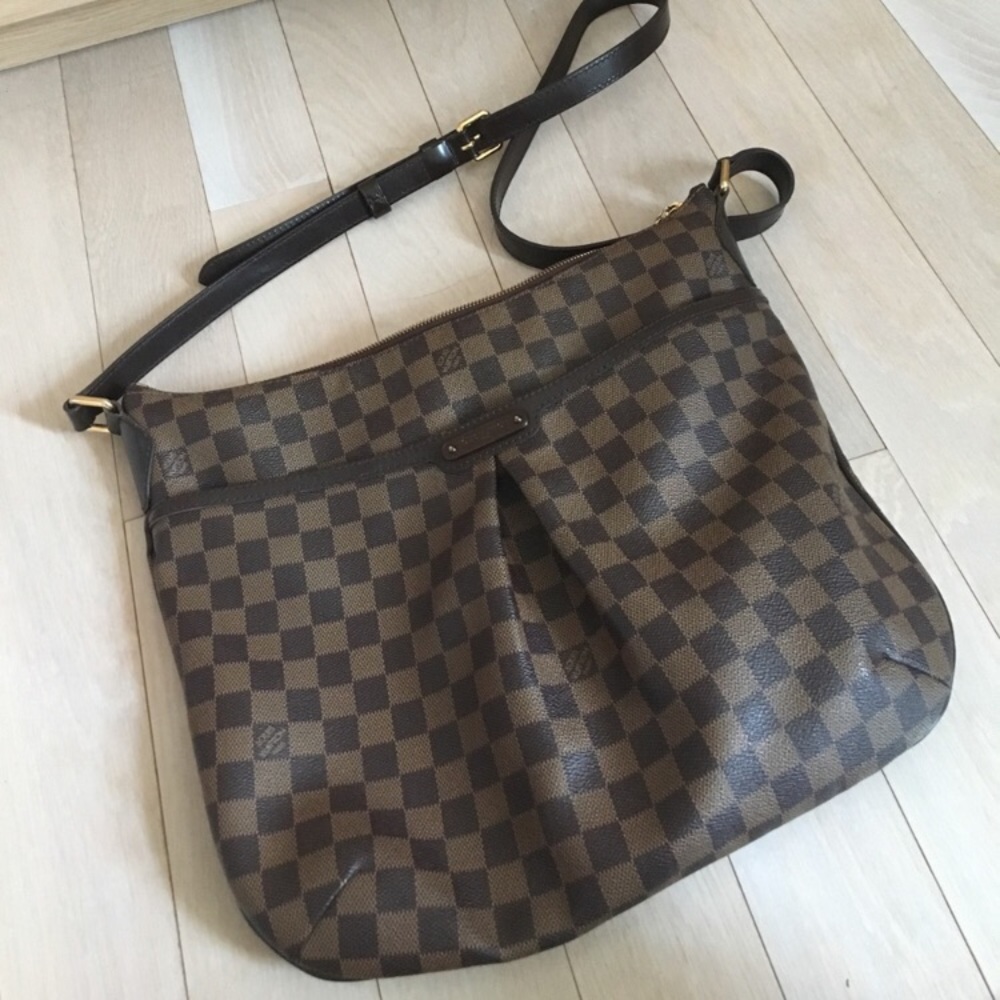 LV  cross body pm bag❤️