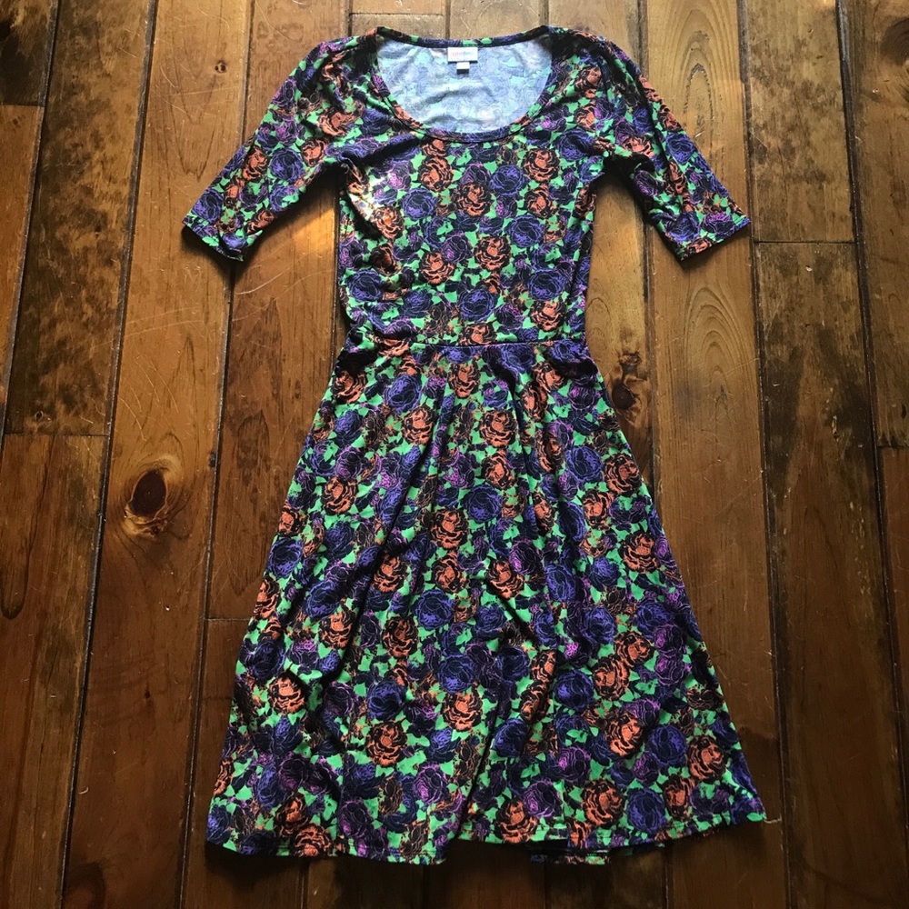 LuLaRoe Nicole dress size XSmall