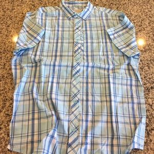 Under Armour Short Sleeve Button Up - Mens XL
