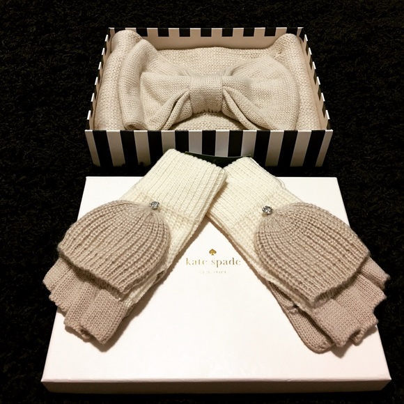 kate spade Accessories - Kate Spade Gathered Bow Neckwarmer & Wool Gloves