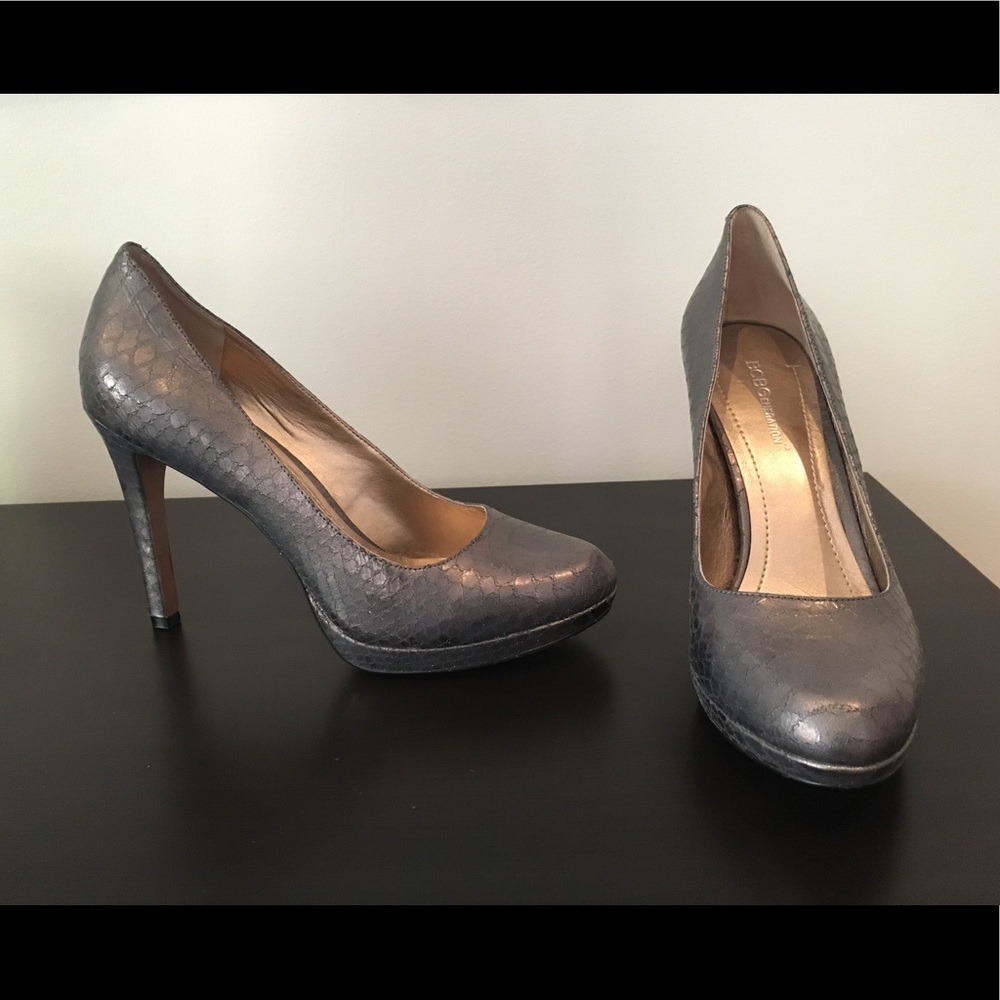 BCBG generation grey/pewter faux snake print heels