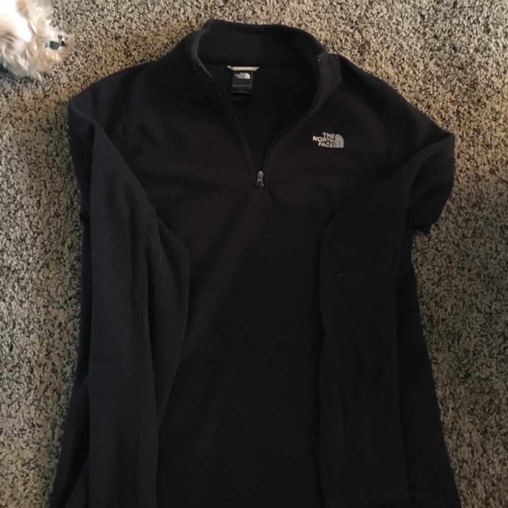 NEVER WORN NORTH FACE 1/4 ZIP