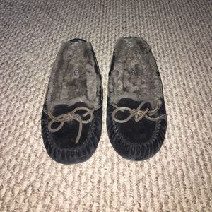 Hardly worn black UGG moccasin slippers