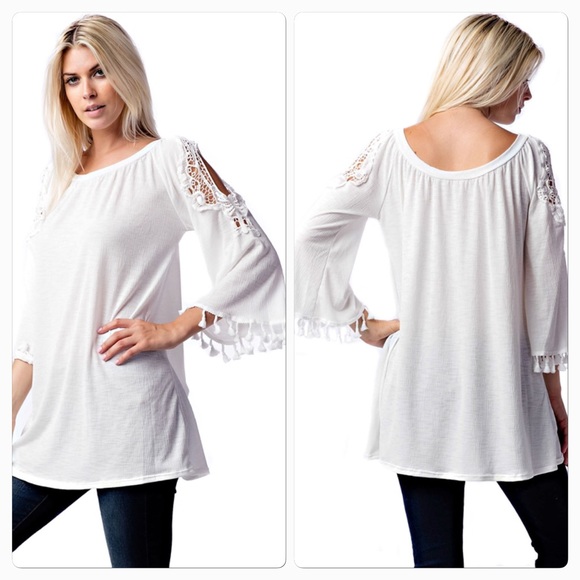 NEW- The Gianna White Tassle Blouse - Picture 2 of 2