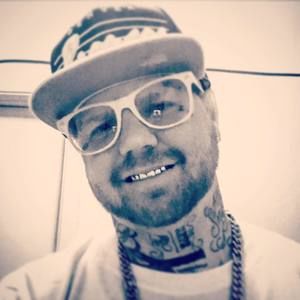 Meet your Posher, Derek