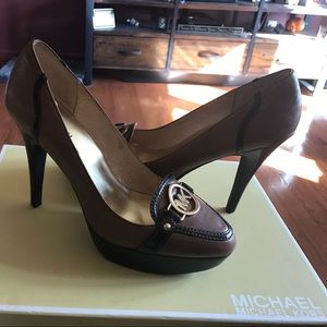 Michael by Michael Kors Pumps